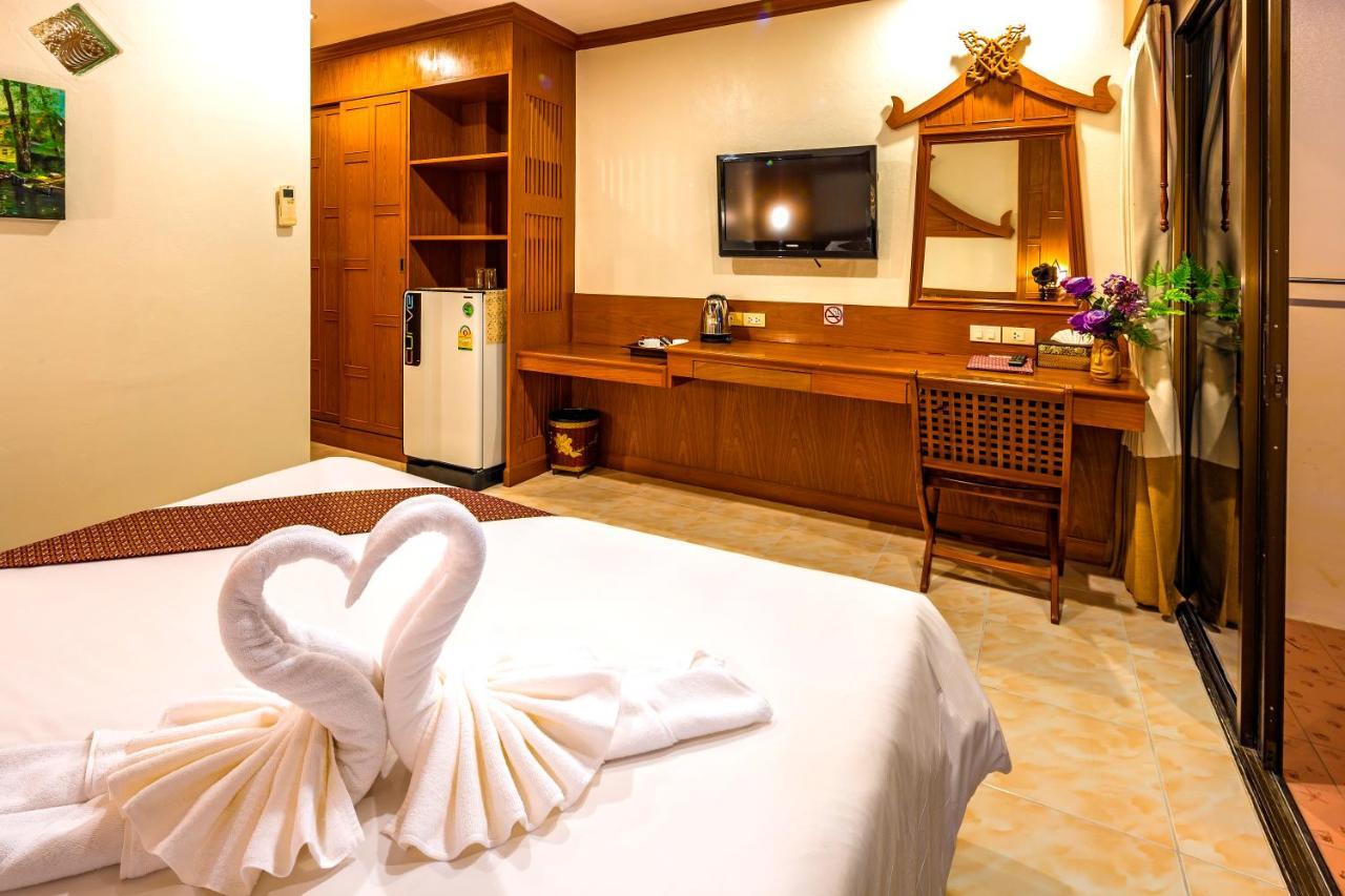 Hotel Patong Heaven Exterior foto